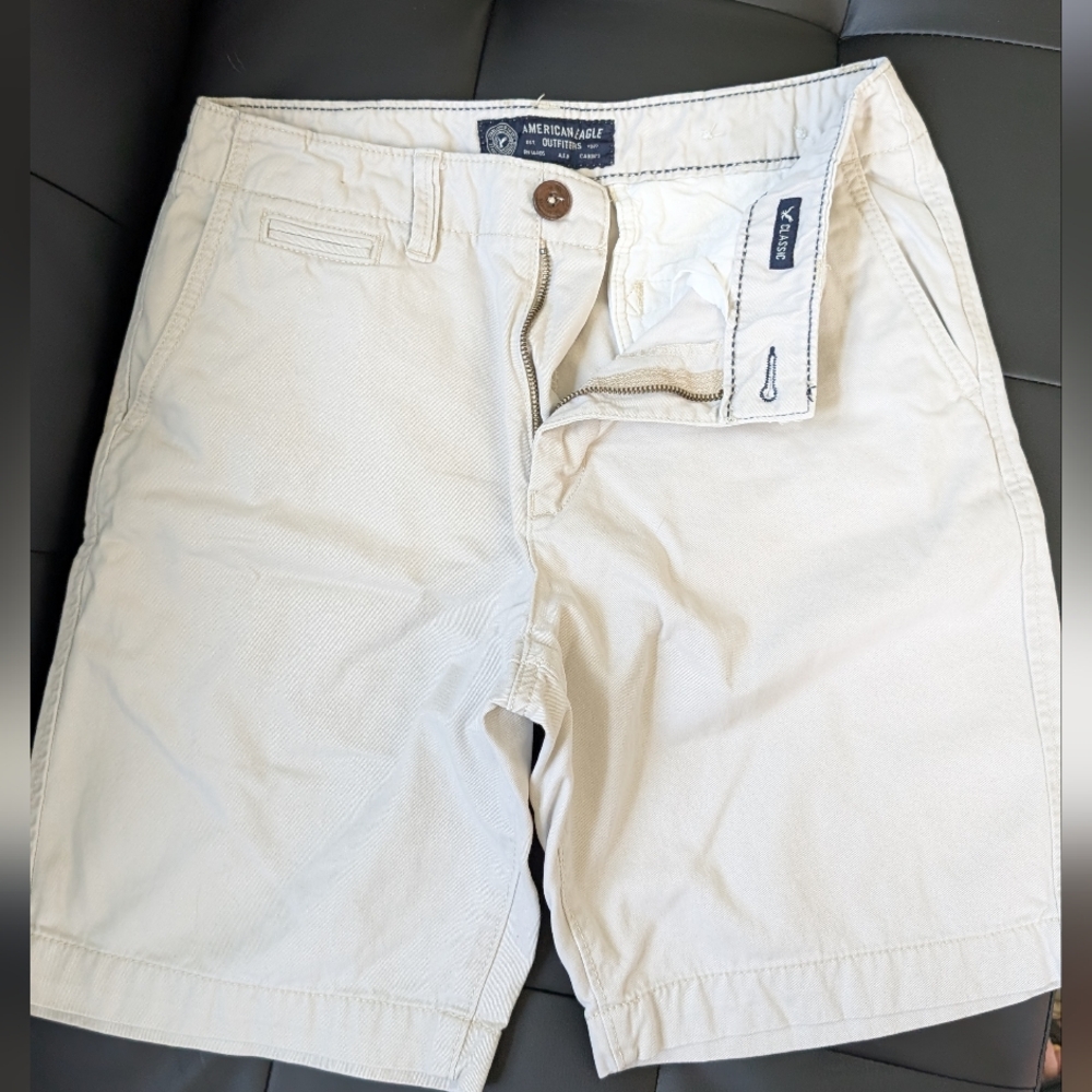 American Eagle Outfitters Men's Cream Shorts